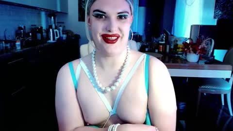 Sarina Williams online show from 12, 5, 2026