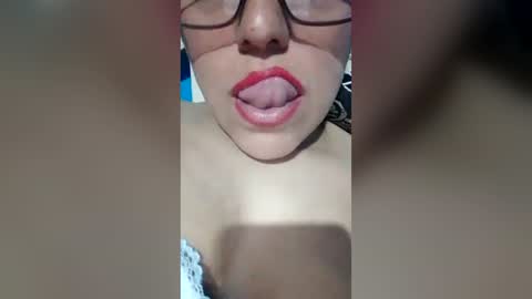 paolaflores25 online show from 9, 8, 2026