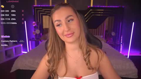 Snapshot of paolamola chatting on 9, 2, 2025 Lia online show from 9, 2, 2025