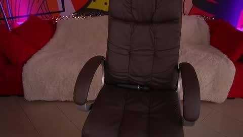 Snapshot of paolamola chatting on 13, 9, 2025 Lia online show from 13, 9, 2025