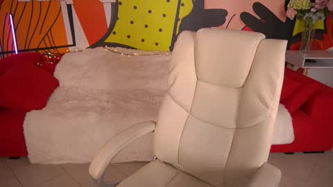 Lia online show from 8, 11, 2025