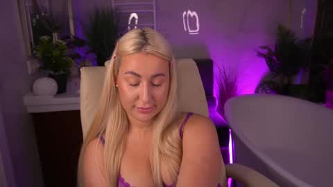 Lia online show from 6, 5, 2026