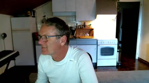 papa_show online show from 9, 1, 2025