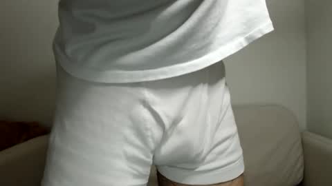 Snapshot of papijakey chatting on 2, 1, 2025  -- New Videos Down Below online show from 2, 1, 2025