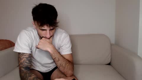 Snapshot of papijakey chatting on 15, 1, 2025  -- New Videos Down Below online show from 15, 1, 2025