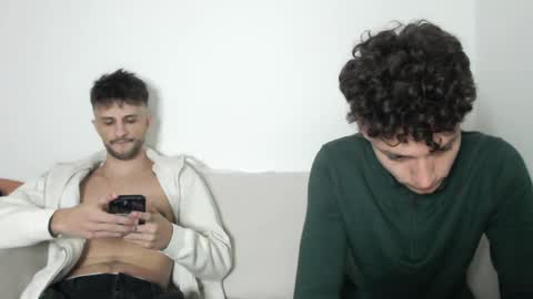 Snapshot of papijakey chatting on 16, 2, 2025  -- New Videos Down Below online show from 16, 2, 2025