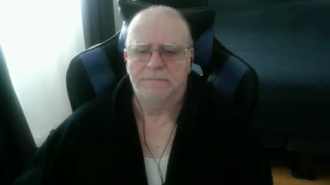 papilly online show from 11, 4, 2026