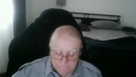 papilly online show from 16, 4, 2026