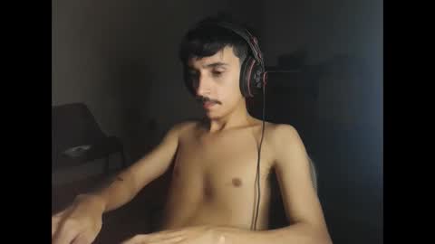 Snapshot of papito20cm chatting on 28, 1, 2025 Lau online show from 28, 1, 2025