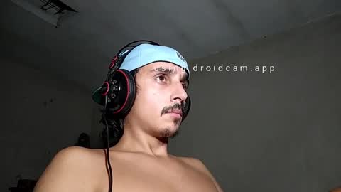 Snapshot of papito20cm chatting on 21, 12, 2025 Lau online show from 21, 12, 2025