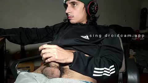 Snapshot of papito20cm chatting on 12, 4, 2026 Lau online show from 12, 4, 2026