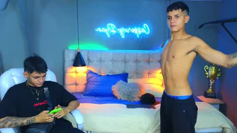 Ryan And Casper online show from 11, 12, 2024