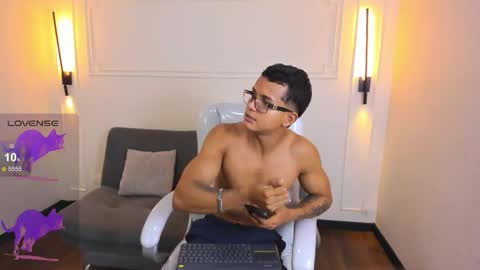 Ryan And Casper online show from 17, 3, 2026