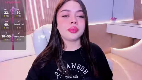 Amy and my doll online show from 13, 3, 2026