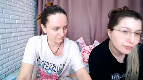 Snapshot of paradisexparadisex chatting on 28, 3, 2026 paradisexparadisex online show from 28, 3, 2026