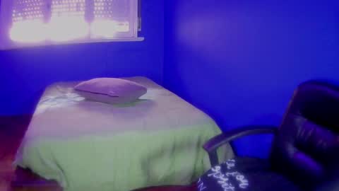 paris_vixen13 online show from 12, 3, 2025