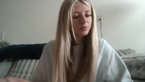 parisbaby2000 online show from 19, 3, 2026