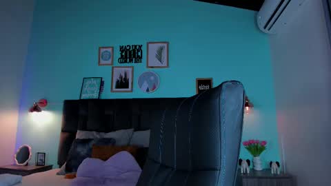 PARIS online show from 8, 3, 2025