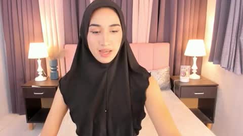 Snapshot of parismilker chatting on 1, 2, 2026 parismilker online show from 1, 2, 2026