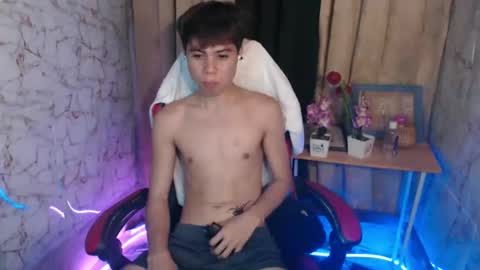 HENRY online show from 1, 2, 2026