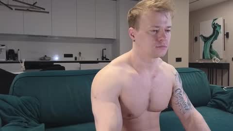 Snapshot of pashka_x chatting on 27, 2, 2025 Pashka online show from 27, 2, 2025