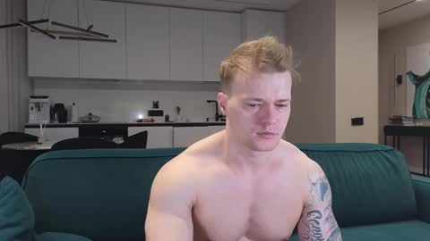 Snapshot of pashka_x chatting on 11, 3, 2025 Pashka online show from 11, 3, 2025