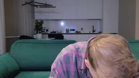 Snapshot of pashka_x chatting on 23, 11, 2025 Pashka online show from 23, 11, 2025