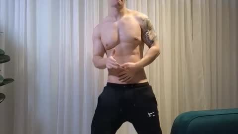 Snapshot of pashka_x chatting on 25, 11, 2025 Pashka online show from 25, 11, 2025