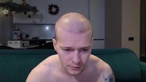 Snapshot of pashka_x chatting on 21, 12, 2025 Pashka online show from 21, 12, 2025