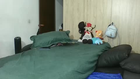 passion_fruit01 online show from 11, 9, 2025