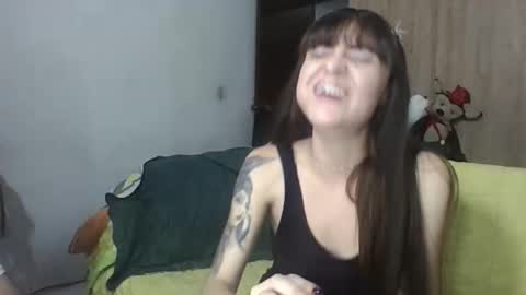 passion_fruit01 online show from 4, 10, 2025