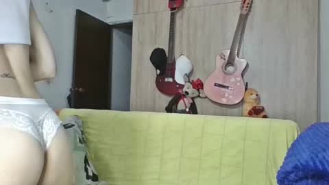 passion_fruit01 online show from 10, 10, 2025