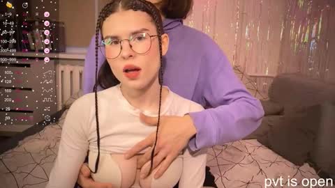 Zoe online show from 4, 3, 2026