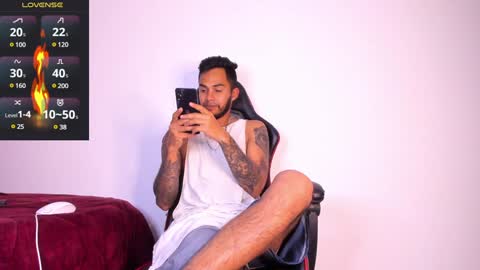 Snapshot of patrick_hot69 chatting on 4, 2, 2025 patrick_hot69 online show from 4, 2, 2025