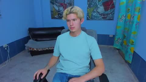 .... online show from 4, 11, 2025