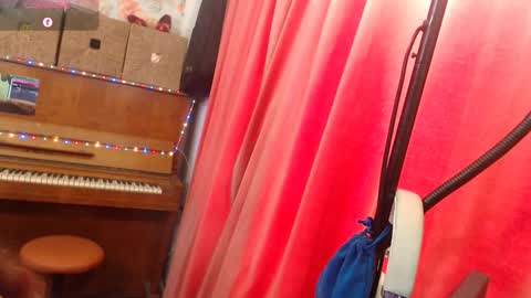 Snapshot of patsyorose chatting on 16, 12, 2025 PatsyORose online show from 16, 12, 2025