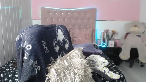 patty squirt87 online show from 12, 3, 2025