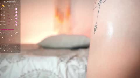 Snapshot of pau__1 chatting on 13, 12, 2025 Paula online show from 13, 12, 2025