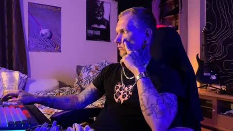 Paul online show from 19, 5, 2026