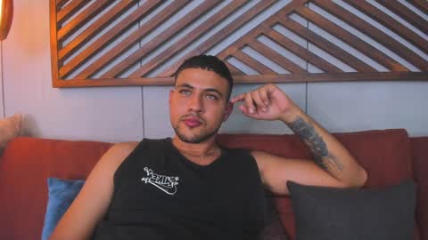 Paul Rivera online show from 14, 1, 2025