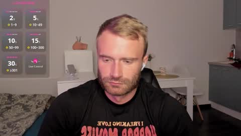 Snapshot of paul_rolex_ chatting on 22, 10, 2025 Paul Rolex Jane online show from 22, 10, 2025