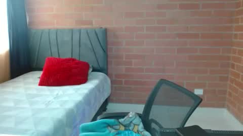 paula__117 online show from 16, 3, 2026