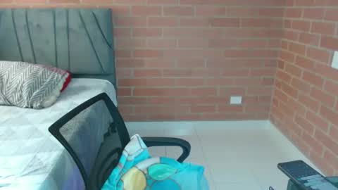 paula__117 online show from 2, 5, 2026