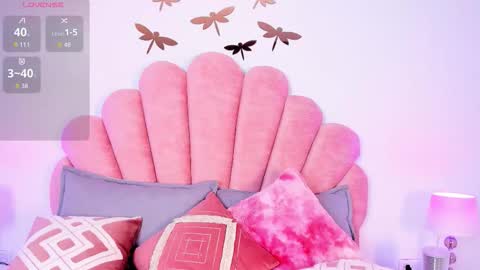 Paula   online show from 11, 11, 2025