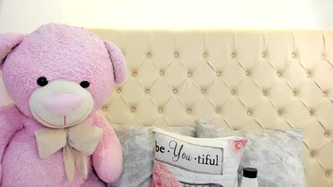 Pau online show from 12, 4, 2026