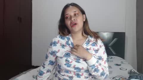 PAULA online show from 4, 10, 2025