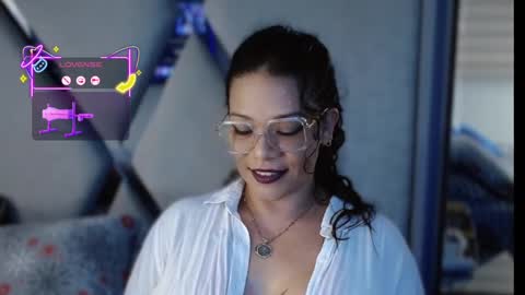 Snapshot of paula_daniela1 chatting on 2, 11, 2025 Paula online show from 2, 11, 2025