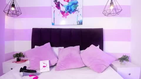 Snapshot of paulacastilla chatting on 13, 10, 2025 Pau  online show from 13, 10, 2025