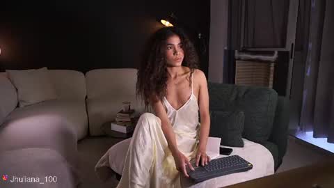 Paula online show from 8, 7, 2026
