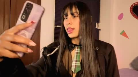 Paula  online show from 30, 4, 2026